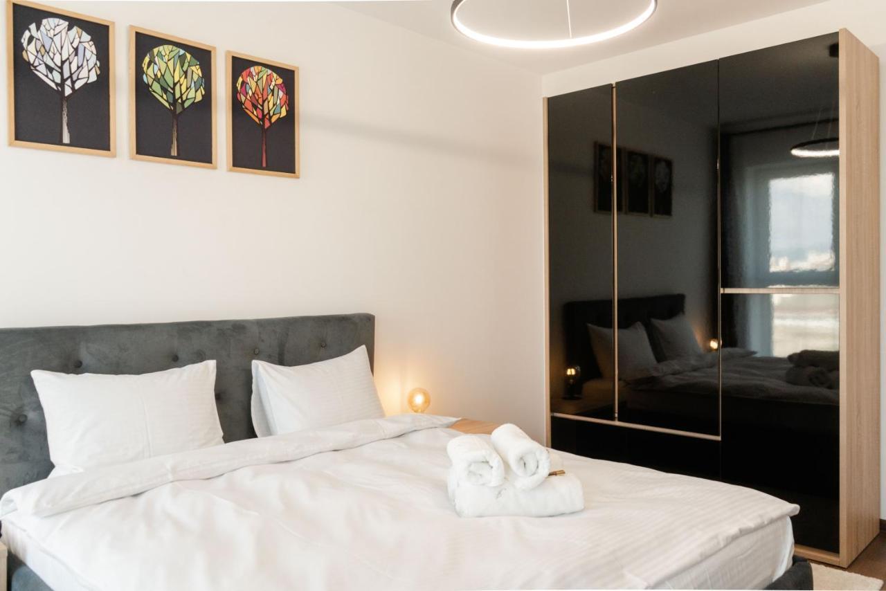 B&v 55 Qualis - Luxury Mountain Escape * Brasov